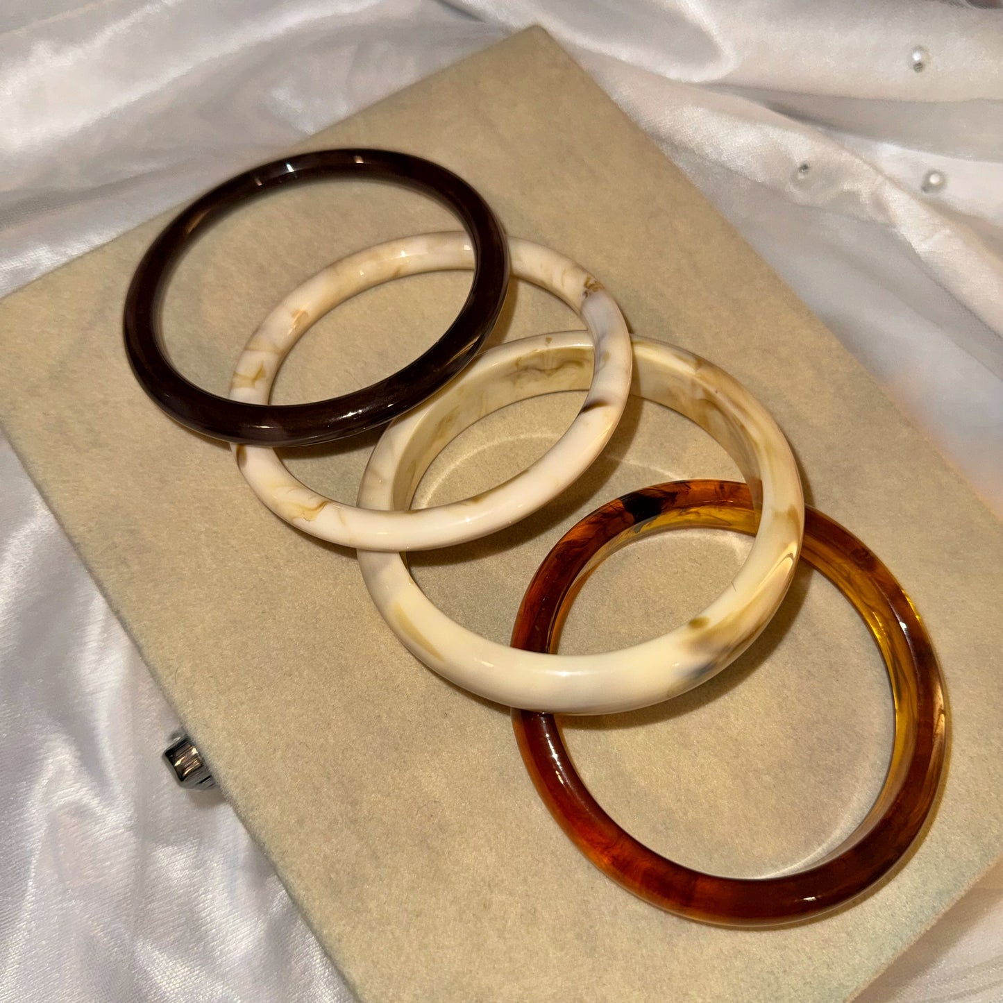 Acrylic Band | Solid Brown