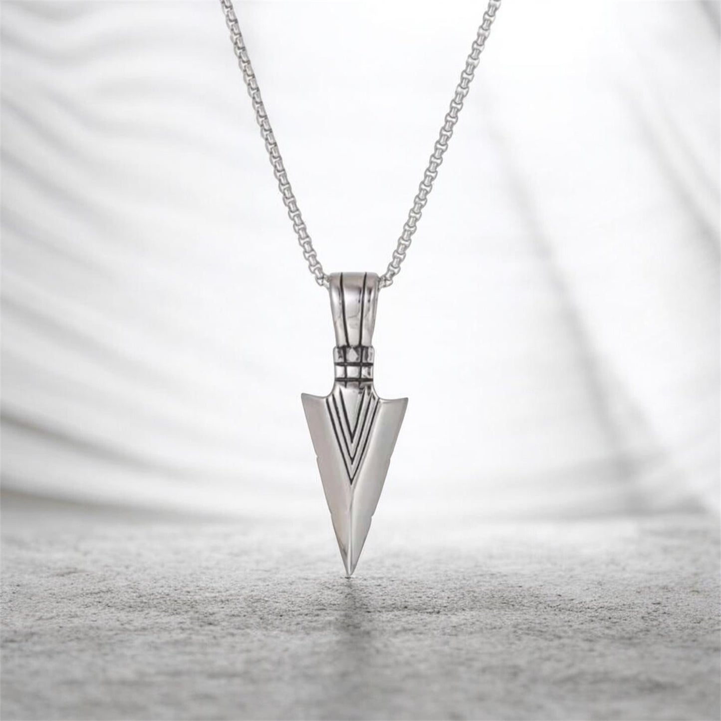 Silver Spearhead Men Necklace