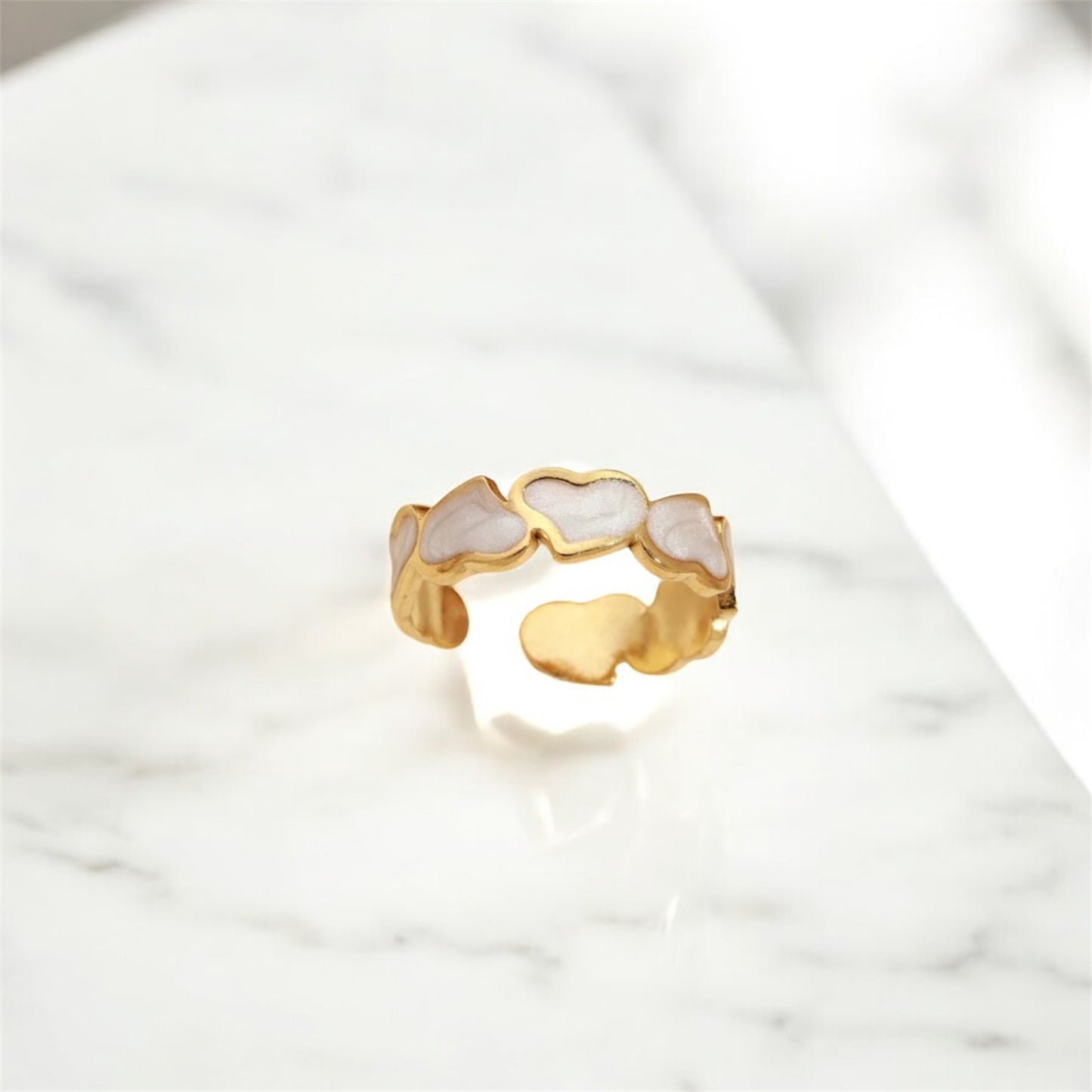 White Hearts Marble Ring